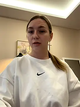 Janeee online show from December 2, 2024, 12:51 pm