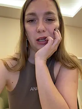 Janeee online show from December 28, 2024, 1:38 pm