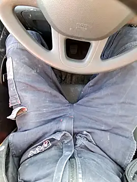 eddouxxx78 online show from December 16, 2025, 11:37 am