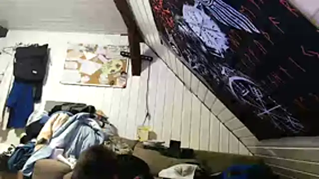 Snapshot of Youngtimer_1997 chatting on January 15, 2026, 3:55 am Youngtimer 1997 online show from January 15, 2026, 3:55 am