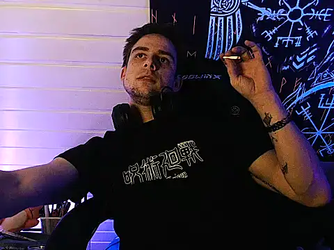 Snapshot of Youngtimer_1997 chatting on February 2, 2026, 12:09 am Youngtimer 1997 online show from February 2, 2026, 12:09 am