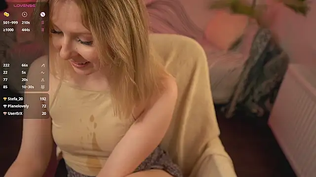  Killer Smile  online show from January 29, 2025, 1:07 pm