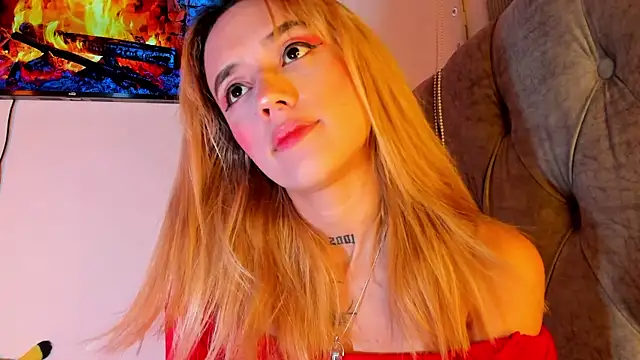 Snapshot of Sabrina_Cole chatting on October 23, 2025, 4:01 am Sabrina Cole online show from October 23, 2025, 4:01 am