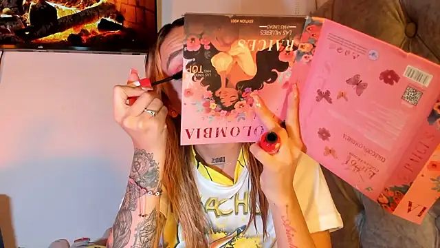 Snapshot of Sabrina_Cole chatting on November 28, 2025, 4:37 am Sabrina Cole online show from November 28, 2025, 4:37 am