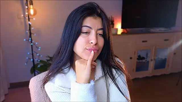 Snapshot of anabelcurvy chatting on December 9, 2024, 8:33 pm anabelcurvy online show from December 9, 2024, 8:33 pm