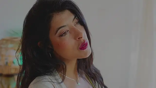 Snapshot of anabelcurvy chatting on November 10, 2025, 2:16 pm anabelcurvy online show from November 10, 2025, 2:16 pm