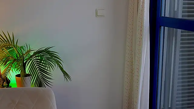 Snapshot of anabelcurvy chatting on November 19, 2025, 8:47 am anabelcurvy online show from November 19, 2025, 8:47 am