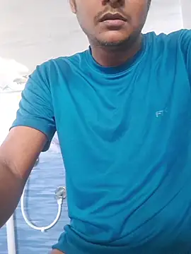 Itsdesi boy online show from December 4, 2025, 3:05 am