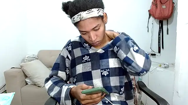 angelamarie1 online show from November 27, 2025, 1:57 pm