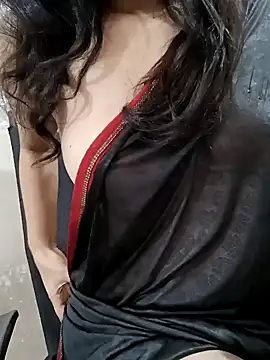 Snapshot of CuteSarikaLIVE chatting on February 5, 2025, 7:29 am CuteSarikaLIVE online show from February 5, 2025, 7:29 am