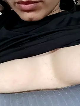 Snapshot of CuteSarikaLIVE chatting on February 7, 2025, 10:50 am CuteSarikaLIVE online show from February 7, 2025, 10:50 am