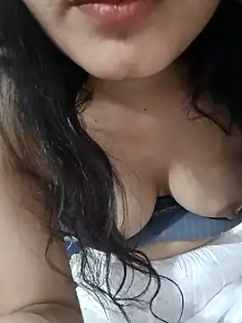 Snapshot of CuteSarikaLIVE chatting on February 26, 2025, 7:53 am CuteSarikaLIVE online show from February 26, 2025, 7:53 am