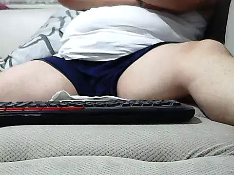 Snapshot of trucker8282 chatting on November 15, 2025, 9:00 pm trucker8282 online show from November 15, 2025, 9:00 pm