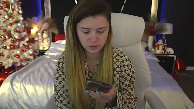 AmellyMilly online show from December 21, 2025, 7:15 am