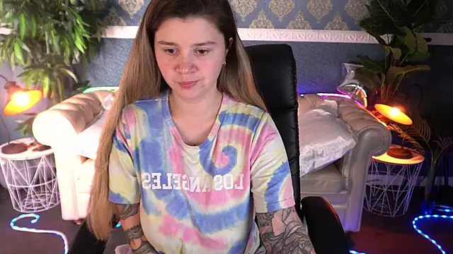 Snapshot of AmellyMilly chatting on February 25, 2026, 7:56 pm AmellyMilly online show from February 25, 2026, 7:56 pm