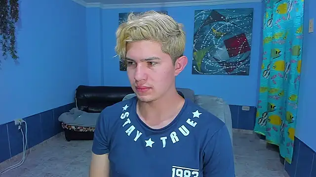 patrik 027 online show from October 16, 2025, 7:04 pm