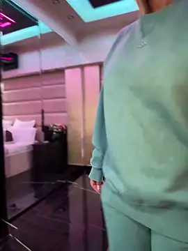 KirstieVegas online show from February 15, 2025, 1:42 am