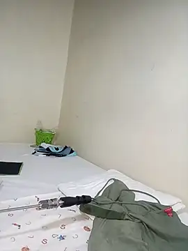 Snapshot of Ranny18l chatting on October 31, 2025, 11:00 am Ranny18l online show from October 31, 2025, 11:00 am