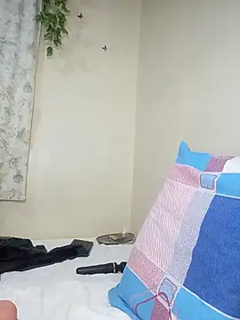 Snapshot of Ranny18l chatting on November 2, 2025, 2:36 am Ranny18l online show from November 2, 2025, 2:36 am