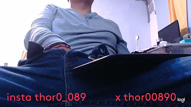 thor000089 online show from September 30, 2025, 3:22 am