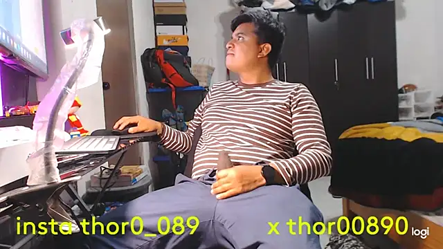 Snapshot of thor000089 chatting on April 7, 2026, 3:40 am thor000089 online show from April 7, 2026, 3:40 am