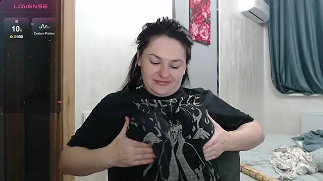 Stacy Davice online show from October 13, 2025, 4:18 pm