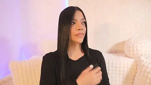 Snapshot of sarah_hiill chatting on February 13, 2025, 8:45 pm sarah hiill online show from February 13, 2025, 8:45 pm