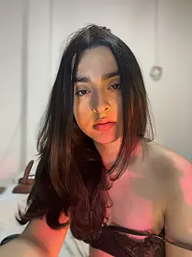 Snapshot of MiahWindsor chatting on November 10, 2025, 2:32 am MiahWindsor online show from November 10, 2025, 2:32 am