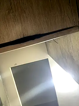 CeliWoods online show from September 13, 2025, 10:15 am