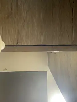 CeliWoods online show from December 21, 2025, 10:11 am