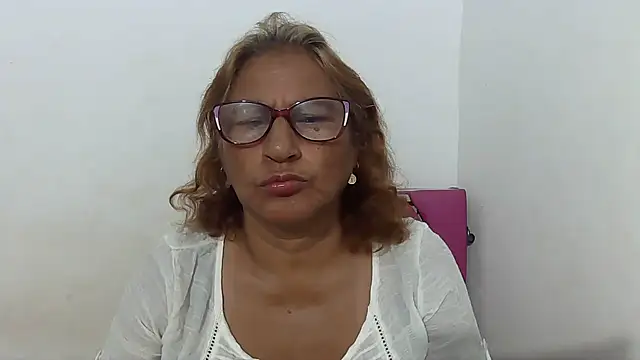 Snapshot of charrysexy1 chatting on April 16, 2026, 12:39 pm charrysexy1 online show from April 16, 2026, 12:39 pm