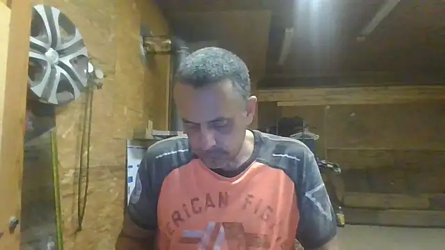 Snapshot of hardcok4u2abuse40 chatting on February 11, 2025, 5:40 pm hardcok4u2abuse40 online show from February 11, 2025, 5:40 pm