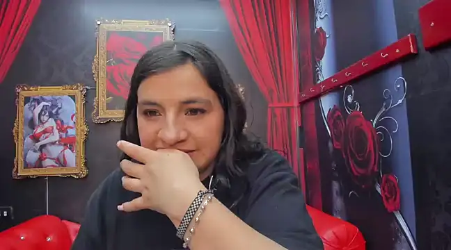 Snapshot of AmaiaDavies chatting on December 3, 2024, 1:41 am AmaiaDavies online show from December 3, 2024, 1:41 am