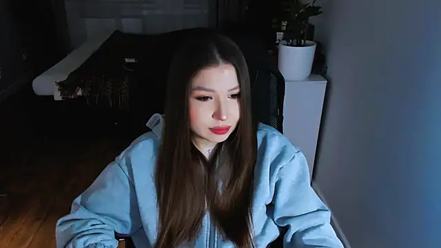 Eva Chris online show from March 20, 2026, 5:07 pm