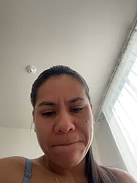 Snapshot of Reggie-Liam chatting on January 10, 2026, 5:48 pm Reggie-Liam online show from January 10, 2026, 5:48 pm