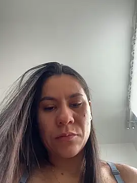 Snapshot of Reggie-Liam chatting on January 14, 2026, 5:40 pm Reggie-Liam online show from January 14, 2026, 5:40 pm