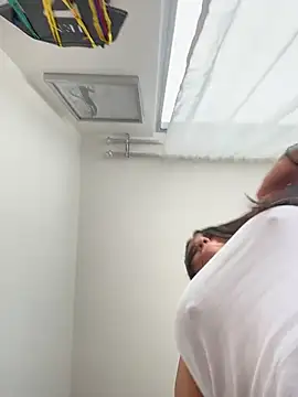 Snapshot of Reggie-Liam chatting on February 11, 2026, 7:30 pm Reggie-Liam online show from February 11, 2026, 7:30 pm