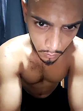 Snapshot of apolodiosgriego chatting on February 19, 2026, 8:38 pm apolodiosgriego online show from February 19, 2026, 8:38 pm