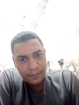 Snapshot of 121fff chatting on October 2, 2025, 10:11 am 121fff online show from October 2, 2025, 10:11 am