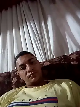 Snapshot of 121fff chatting on November 12, 2025, 10:37 am 121fff online show from November 12, 2025, 10:37 am