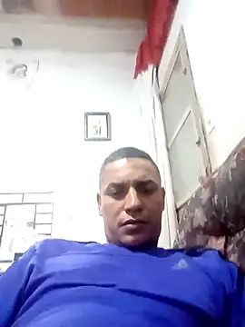 Snapshot of 121fff chatting on November 19, 2025, 11:32 am 121fff online show from November 19, 2025, 11:32 am