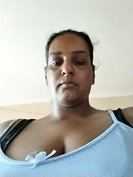 NWC4LYF online show from February 7, 2026, 4:27 am