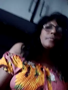 Snapshot of MsAttitude chatting on December 25, 2024, 1:41 pm MsAttitude online show from December 25, 2024, 1:41 pm