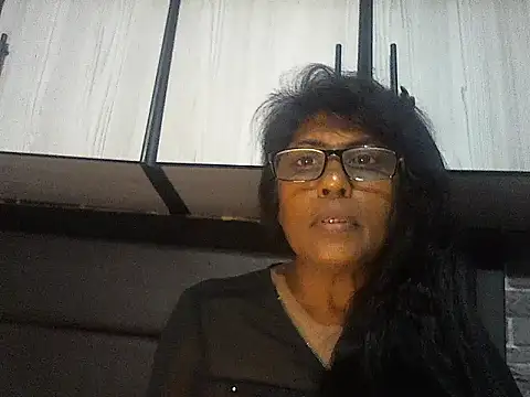 Snapshot of MsAttitude chatting on January 15, 2026, 6:40 am MsAttitude online show from January 15, 2026, 6:40 am