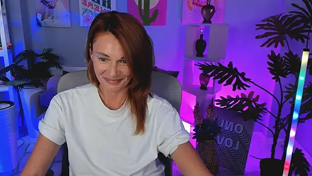 MistyBarnes online show from October 26, 2025, 1:50 pm