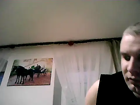 Snapshot of TransandBoy chatting on December 5, 2025, 2:58 pm TransandBoy online show from December 5, 2025, 2:58 pm