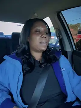 Snapshot of 1Topgyal chatting on November 3, 2025, 1:34 pm 1Topgyal online show from November 3, 2025, 1:34 pm