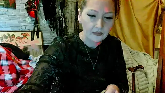 Snapshot of dominatrixredsonyja chatting on February 7, 2026, 8:34 pm dominatrixredsonyja online show from February 7, 2026, 8:34 pm