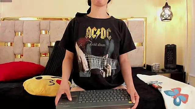 ttata 3 online show from February 14, 2025, 11:31 pm