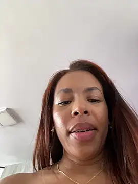 Snapshot of Ary_mar chatting on February 22, 2025, 11:13 am Ary mar online show from February 22, 2025, 11:13 am